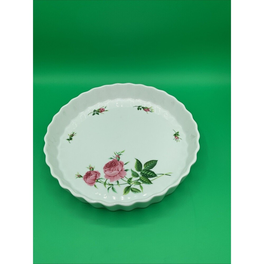 Christineholm Porcelain Rose Pattern Quiche, Tart, Pie Plate 9.5" Baking Dish